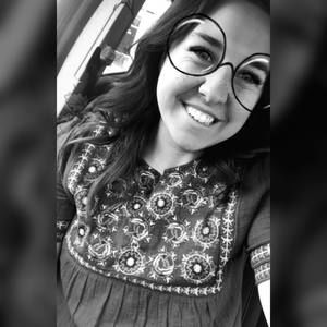 Meet your Posher, Andrea